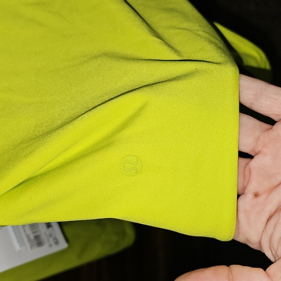 Lululemon Square-Neck Long Sleeve Bodysuit!! NWTS Sz Medium! LCHN! Beautiful - Picture 9 of 9